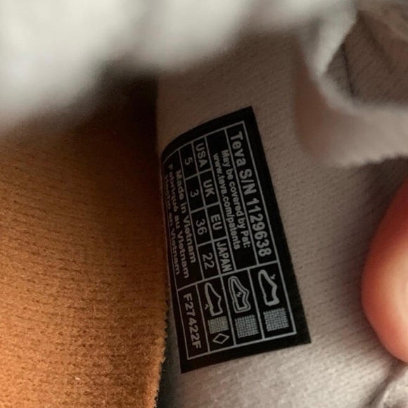 Teva Women's Reember Satinya Moccasin - Picture 9 of 11